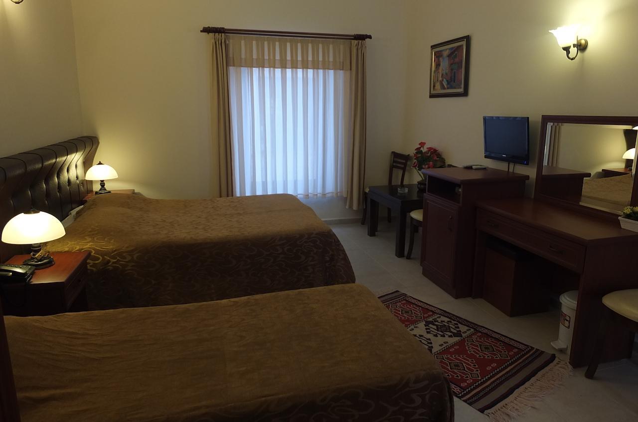 Bacahan Hotel Altınoluk Rom bilde